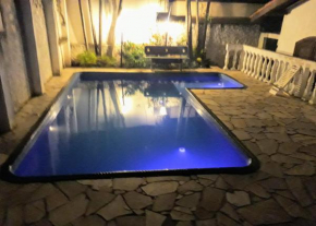 Casa dos amigos piscina churrasqueira 500 m da praia
